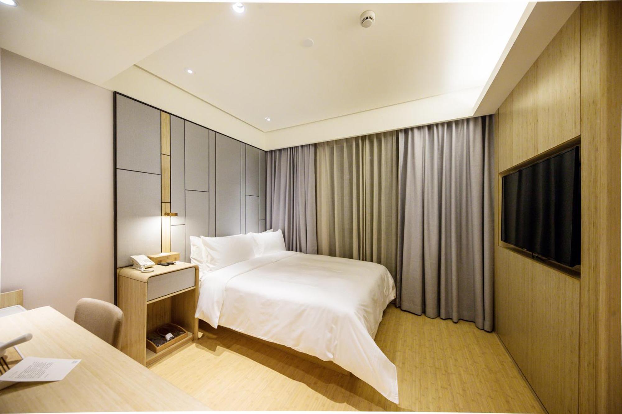 Ji Hotel Shanghai The Bund Jinling East Road Exterior foto